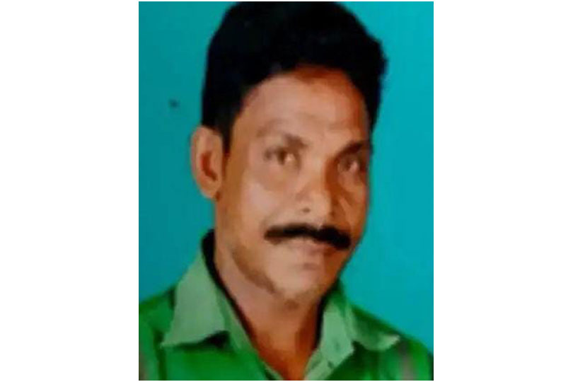 ആലപ്പുഴയില്‍ ഗൃഹനാഥൻ ആത്മഹത്യ ചെയ്തു. 